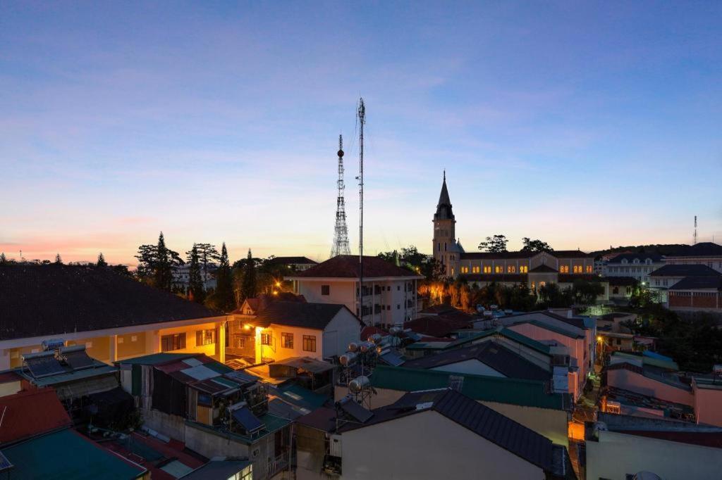 Yukkuri Boutique Hotel Dalat Екстер'єр фото